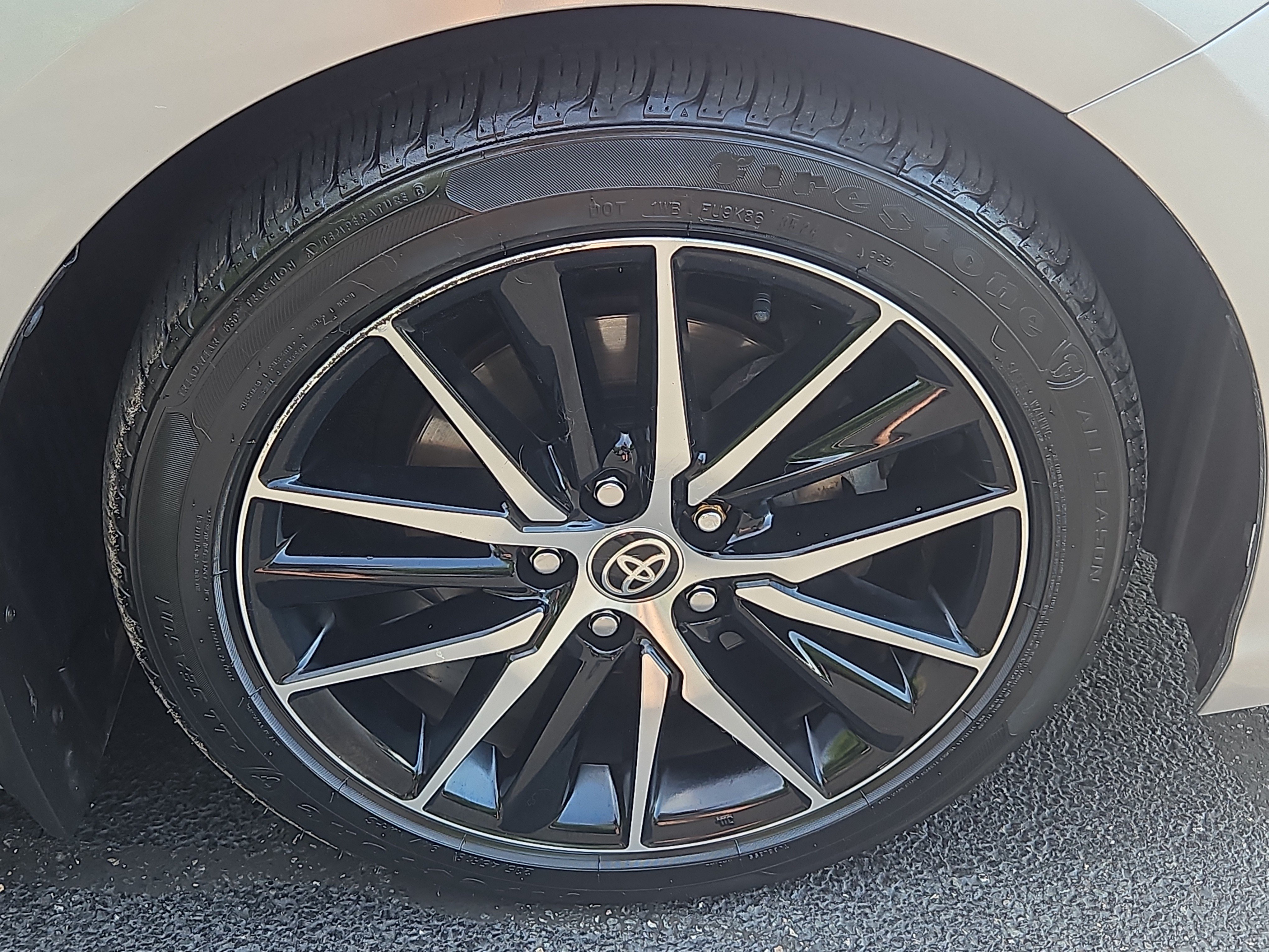Used 2021 Toyota Camry SE AWD/4WD image 22