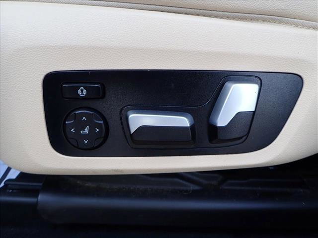 Used 2021 BMW X4 xDrive30i w/ Premium Package image 13