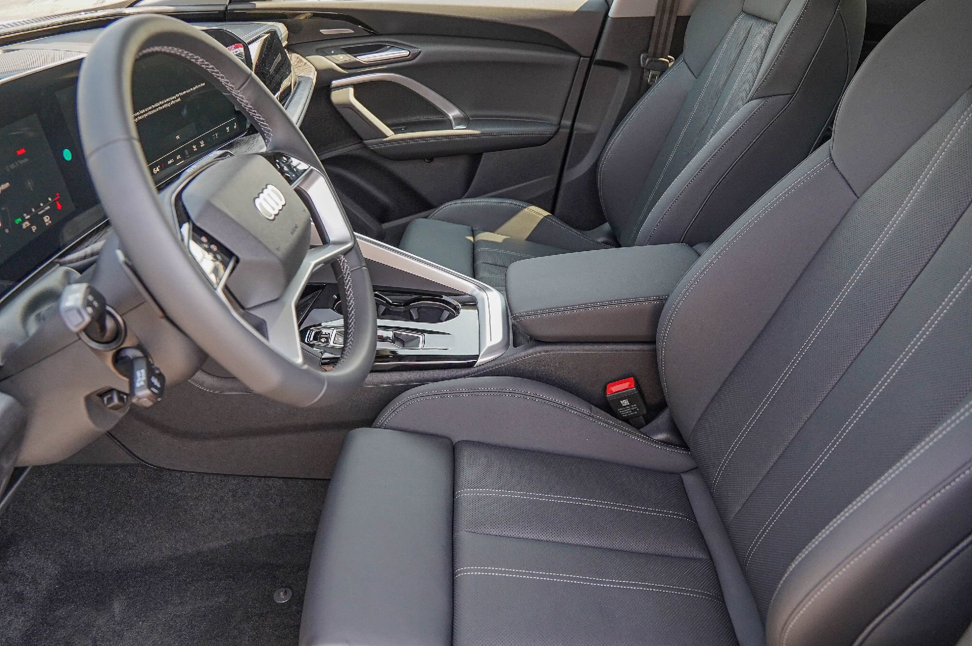 New 2025 Audi Q5 Premium Plus image 9