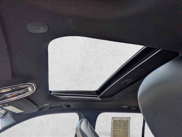 Used 2025 Jeep Grand Cherokee Altitude image 17