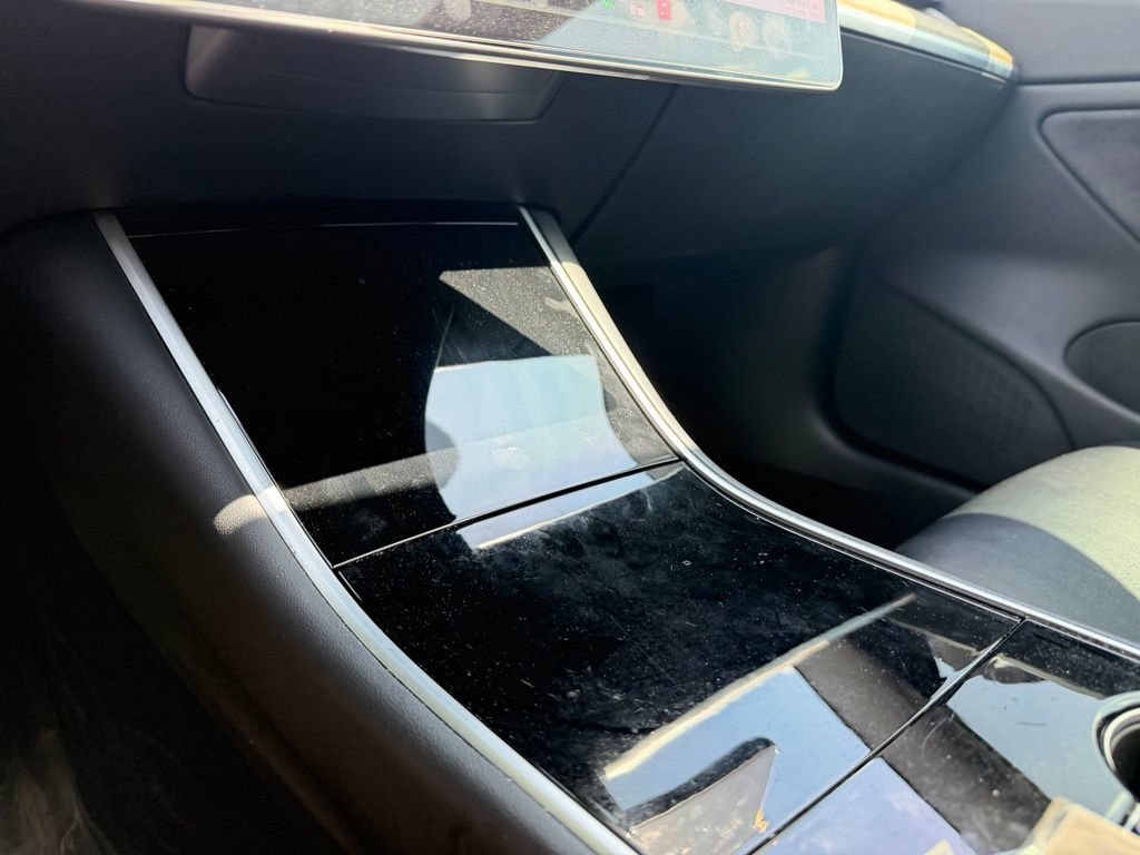 Used 2018 Tesla Model 3 Long Range AWD/4WD image 27