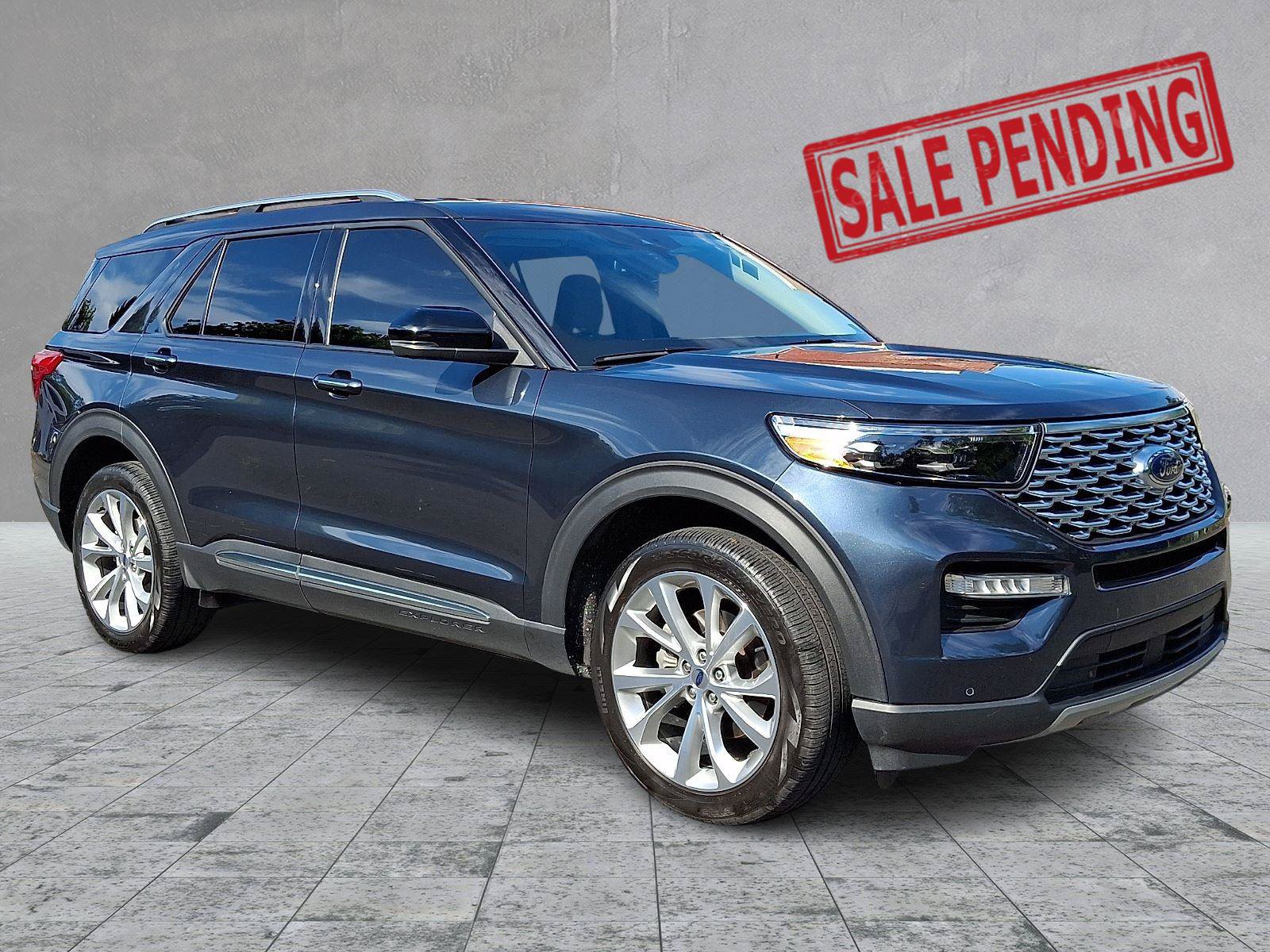 Used 2022 Ford Explorer Platinum w/ Equipment Group 601A AWD/4WD image 1