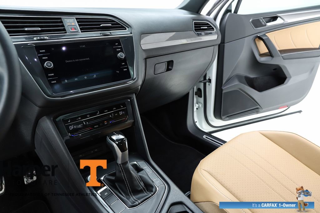 Used 2023 Volkswagen Tiguan SE R-Line image 23