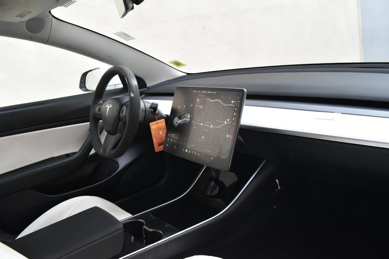 Used 2020 Tesla Model 3 Long Range AWD/4WD image 19