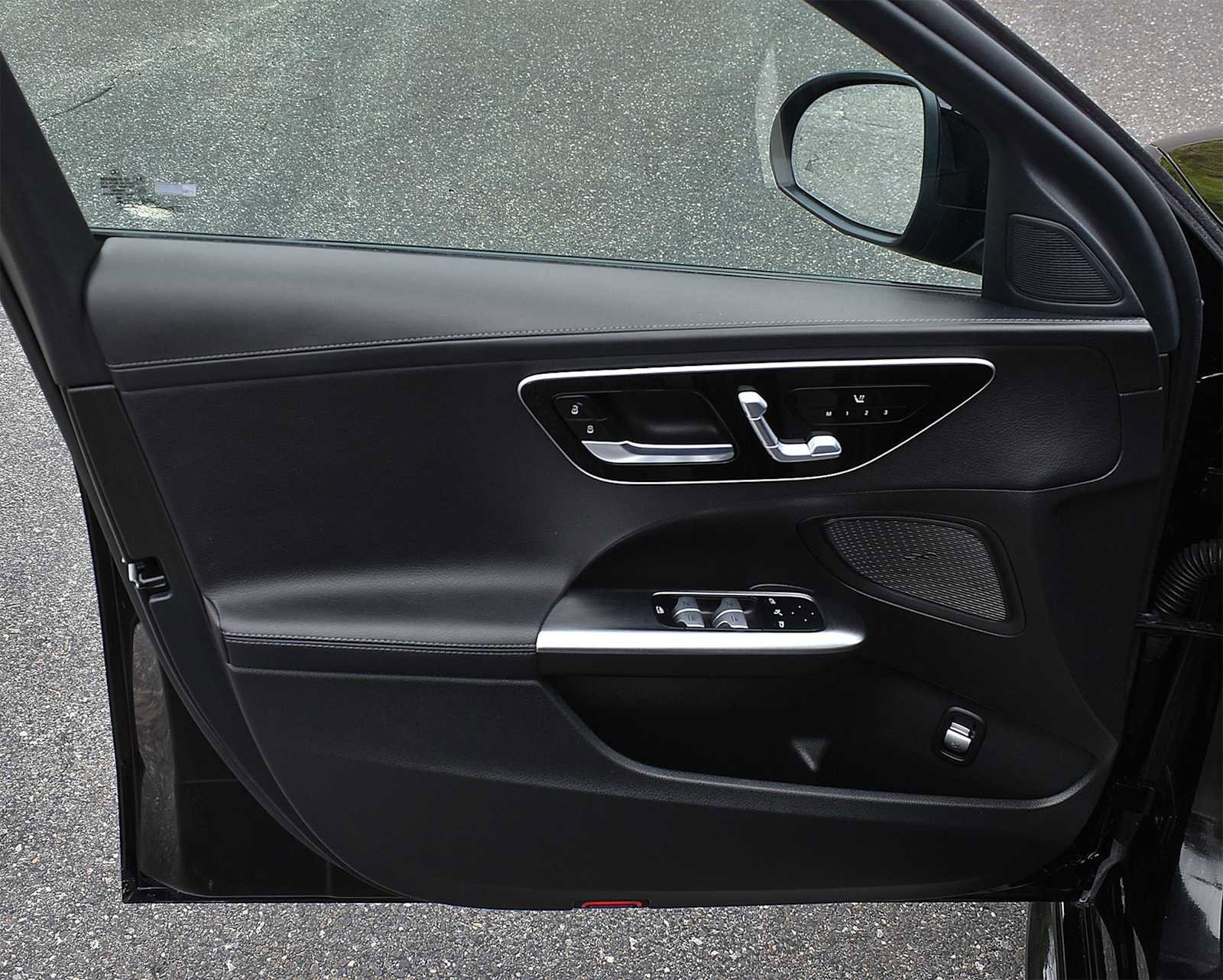 Used 2023 Mercedes-Benz C 300 4MATIC Sedan image 22