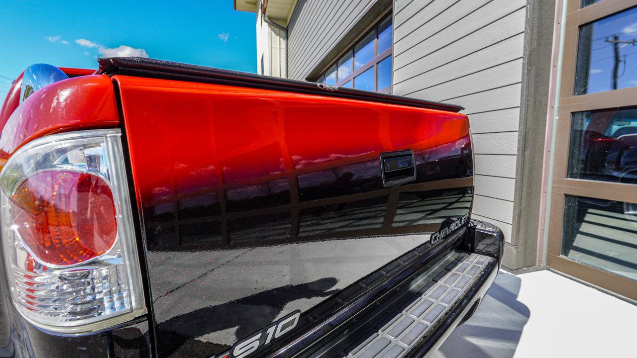 Used 1997 Chevrolet S10 Pickup LS w/ Preferred Equipment Group RWD image 35