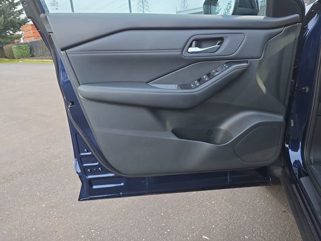 New 2026 Nissan Rogue SV image 18