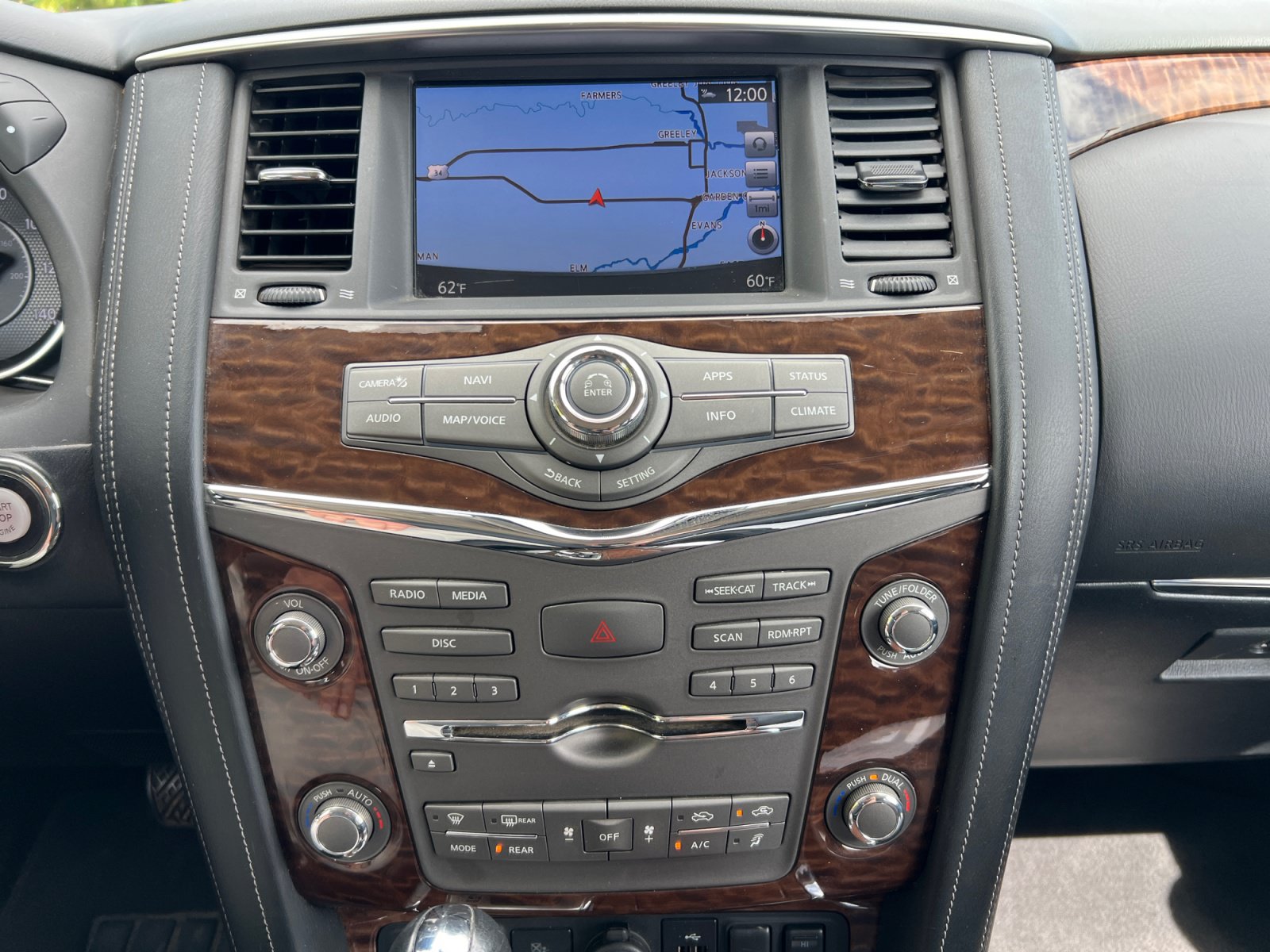 Used 2020 Nissan Armada SL w/ Premium Package AWD/4WD image 12