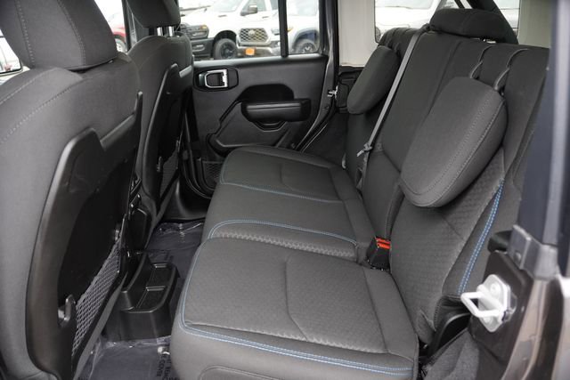 Certified 2025 Jeep Wrangler Unlimited Rubicon 4xe w/ Safety Group image 18