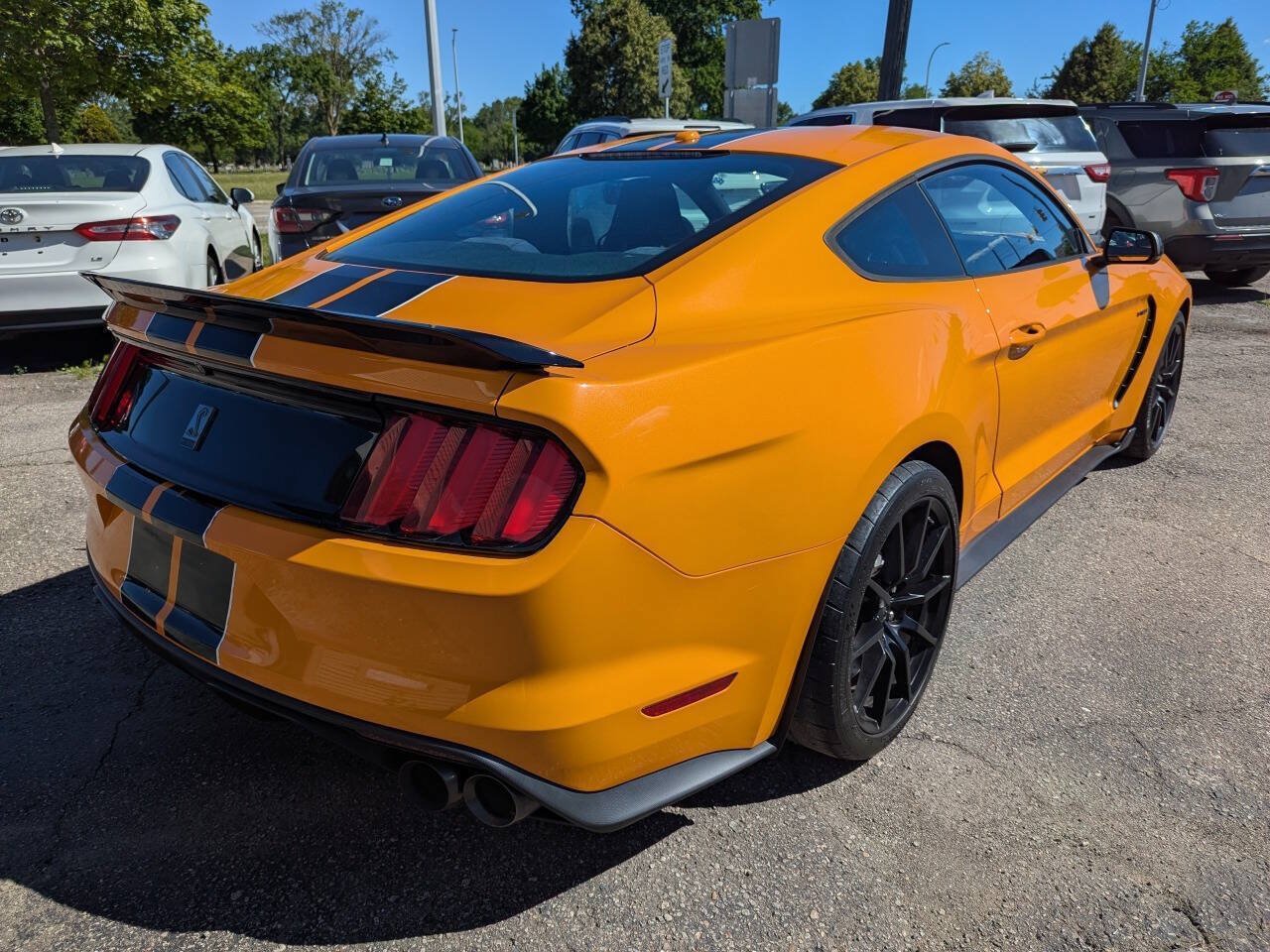 Used 2018 Ford Mustang Shelby GT350 w/ Electronics Package RWD image 7