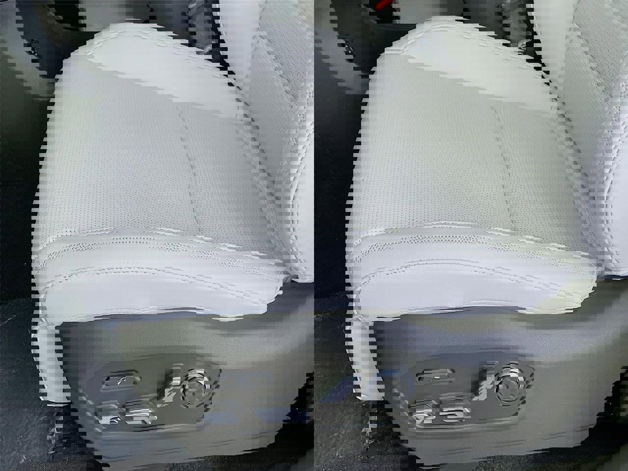 New 2024 Hyundai Santa Fe Calligraphy image 20