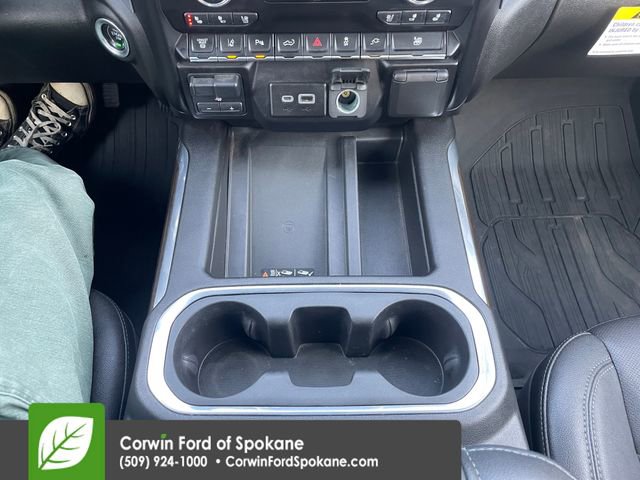 Used 2023 GMC Sierra 3500 SLT w/ SLT Premium Package image 39