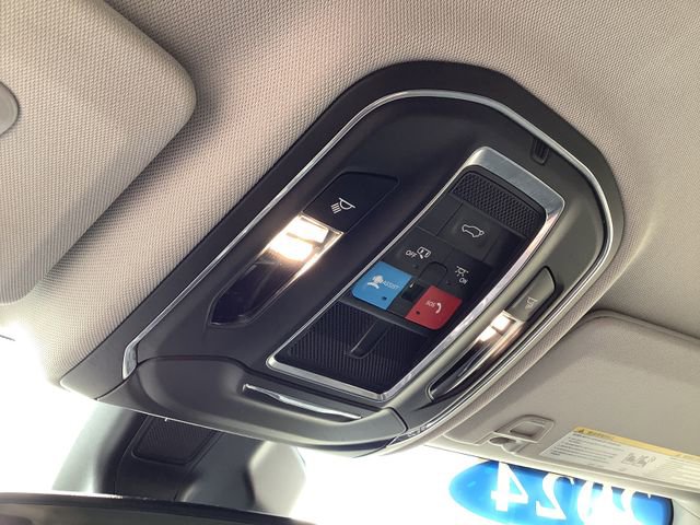 Used 2024 Jeep Grand Cherokee Limited RWD image 20