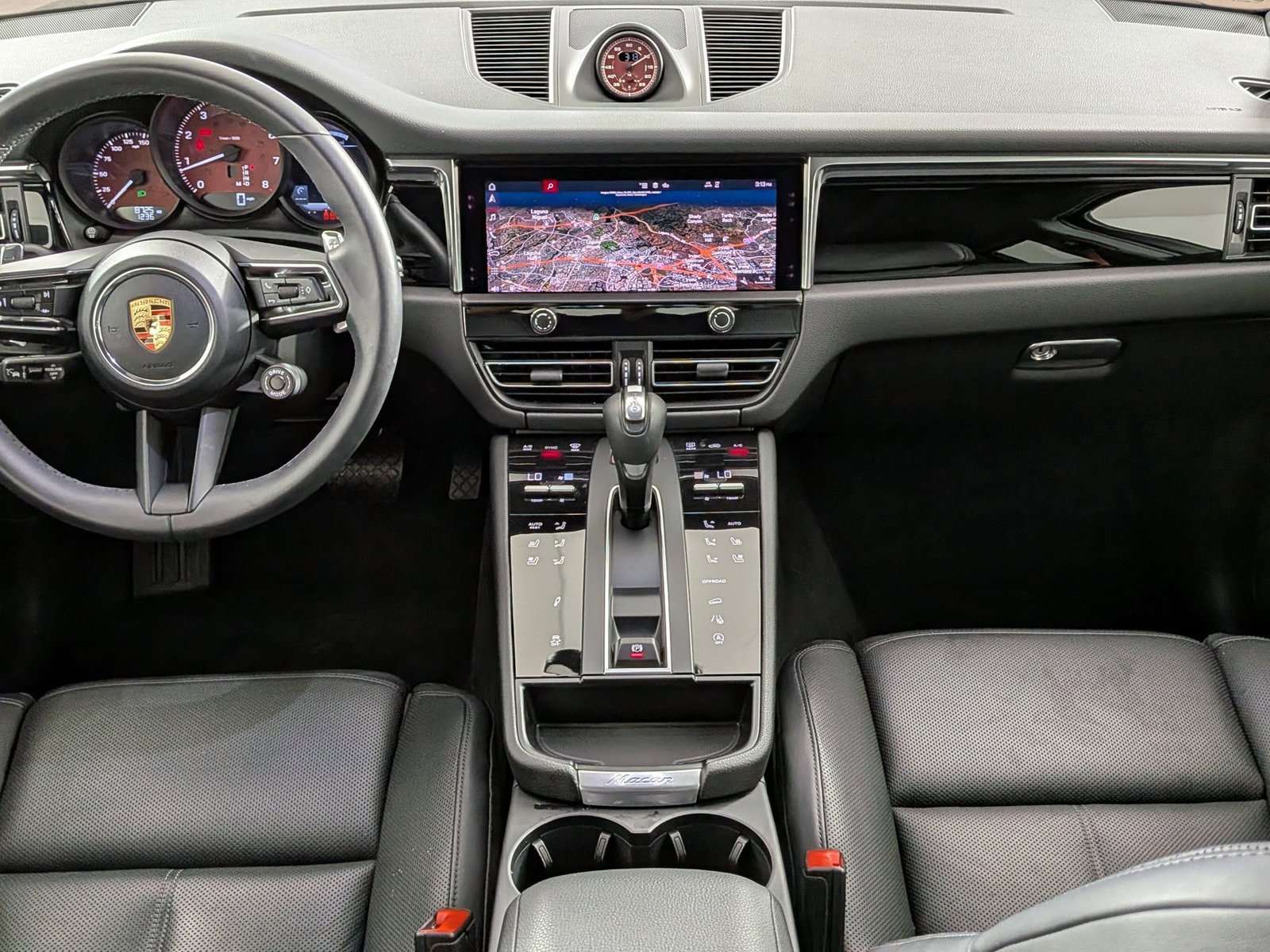 Certified 2025 Porsche Macan S AWD/4WD image 19