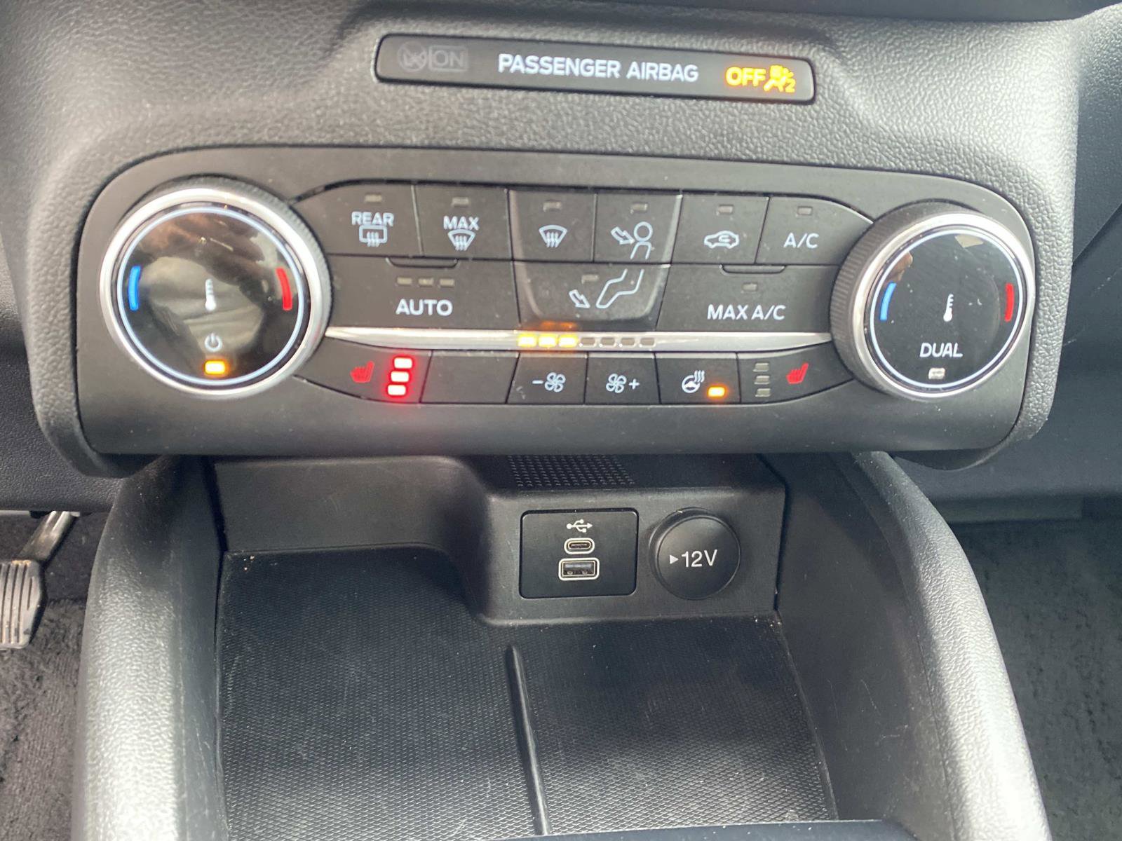 Used 2025 Ford Escape ST-Line Select image 21