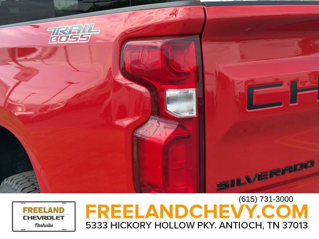 Used 2019 Chevrolet Silverado 1500 LT Trail Boss AWD/4WD image 14