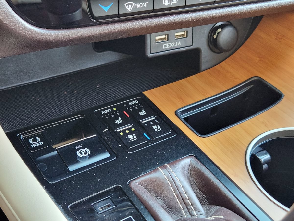 Used 2020 Lexus RX 350 FWD w/ Premium Package image 39