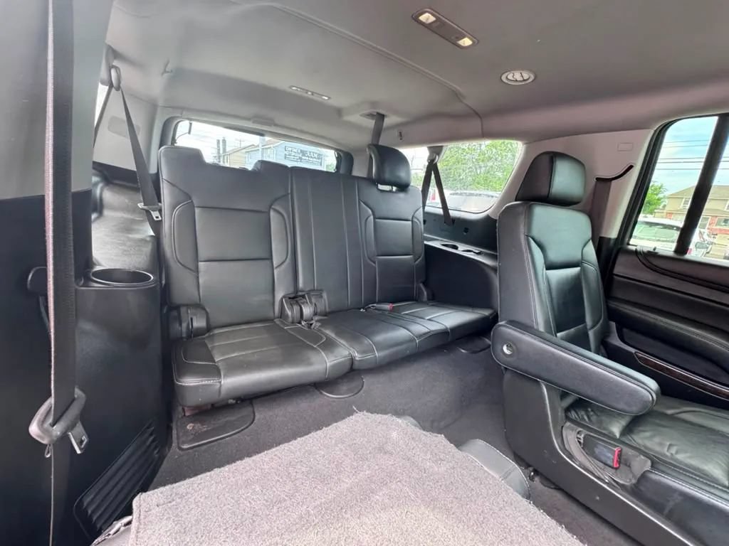 Used 2019 Chevrolet Suburban LT AWD/4WD image 10