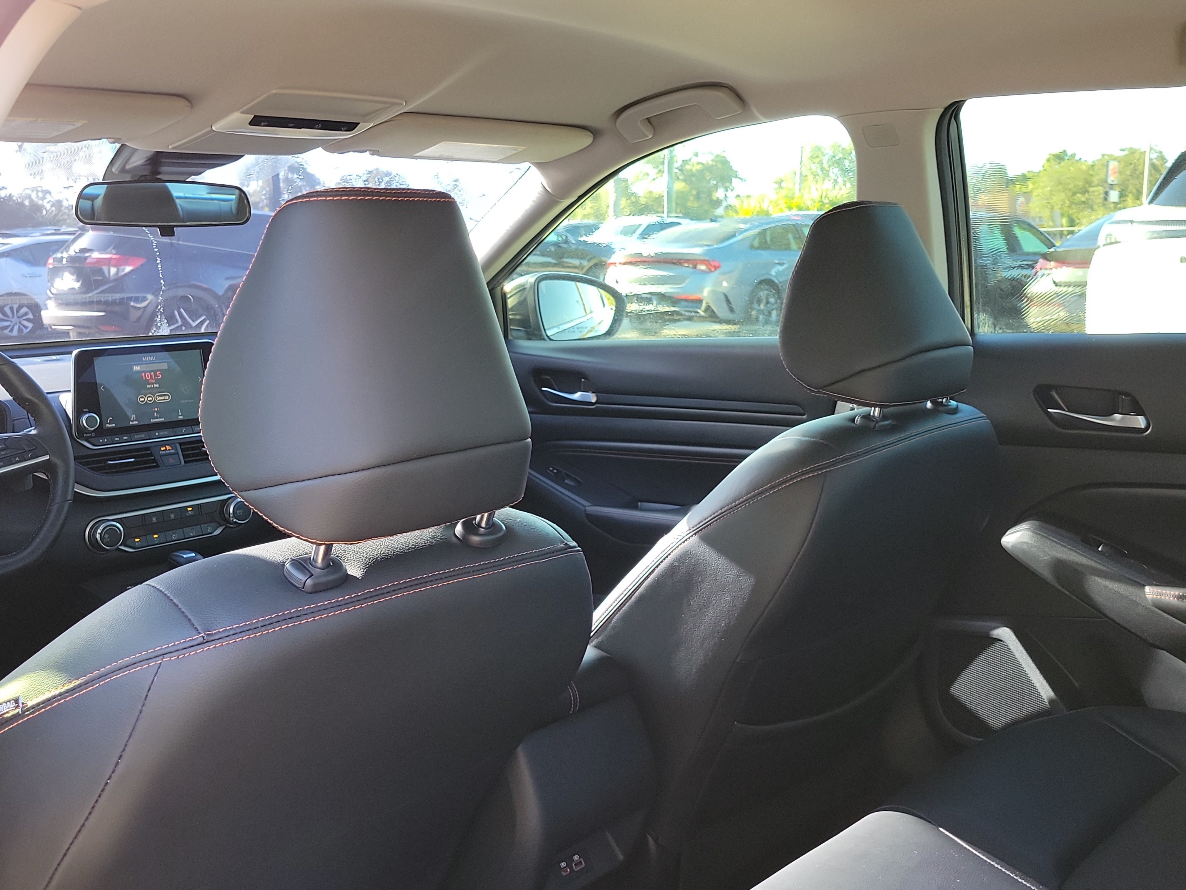 Used 2022 Nissan Altima 2.5 SR FWD image 12