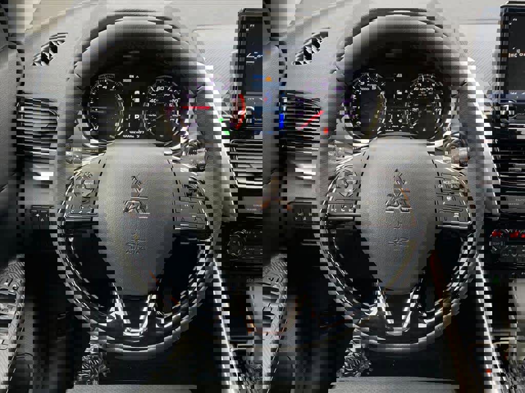 New 2026 Mitsubishi Eclipse Cross SE image 5