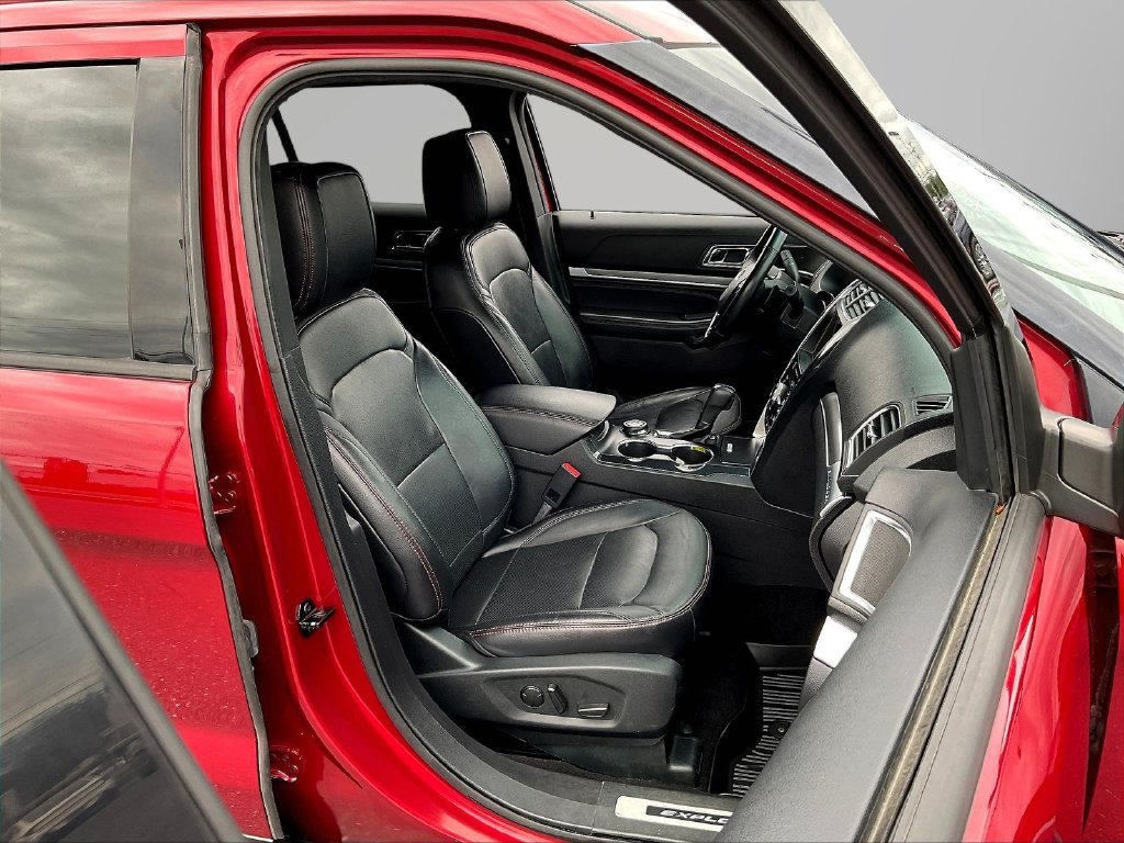 Used 2019 Ford Explorer Sport AWD/4WD image 35
