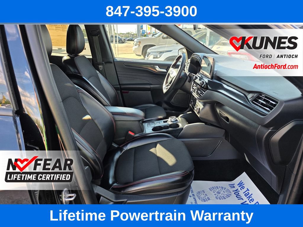 Certified 2025 Ford Escape ST-Line AWD/4WD image 34