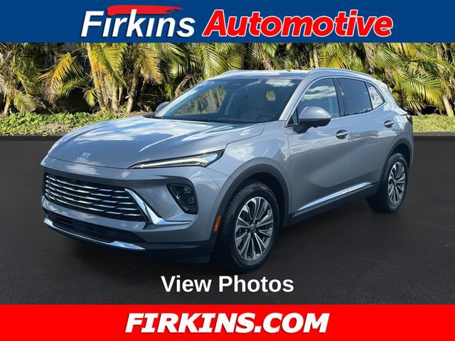 Used 2024 Buick Envision Preferred AWD/4WD image 1