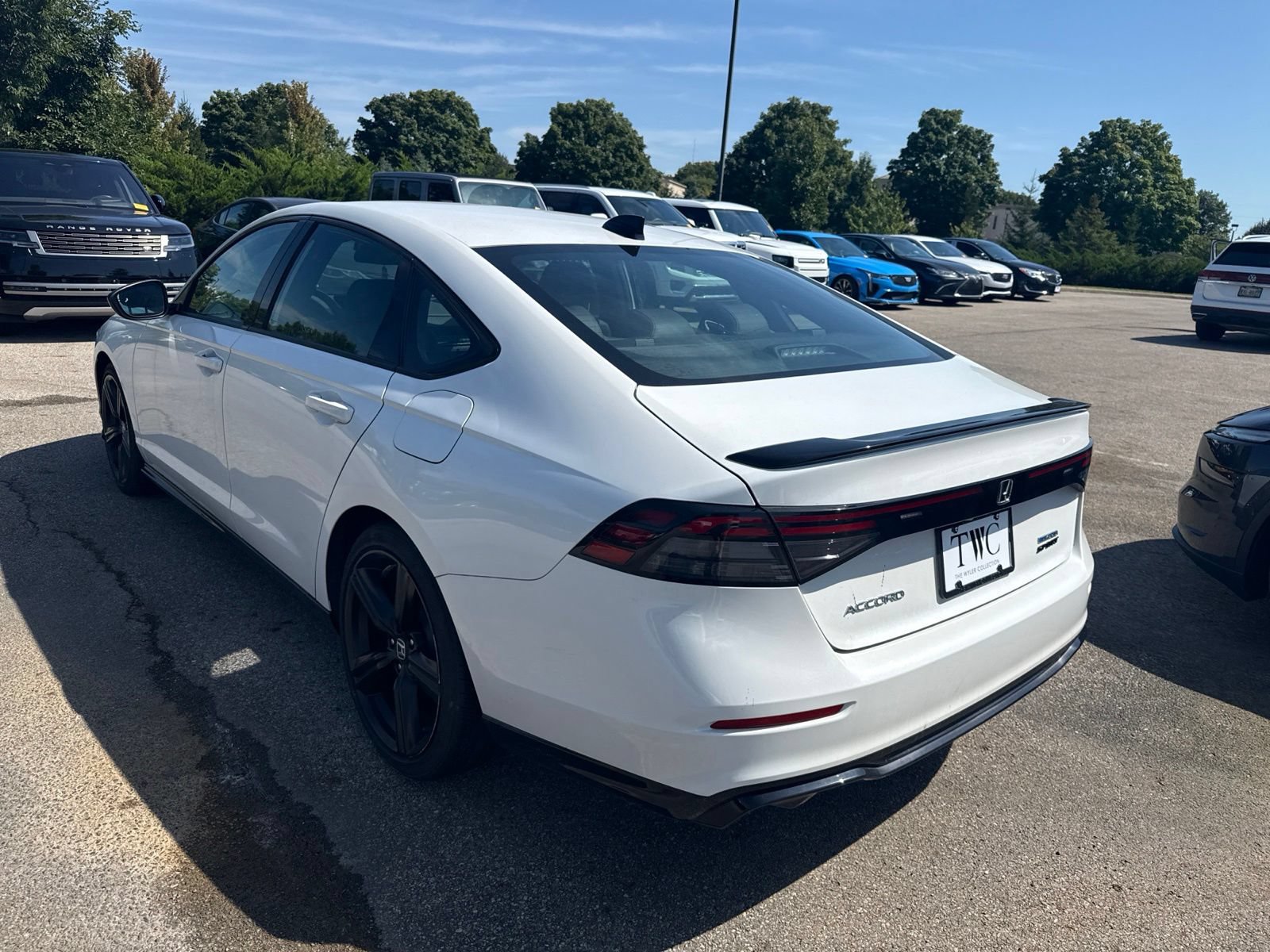 Used 2024 Honda Accord Sport image 7