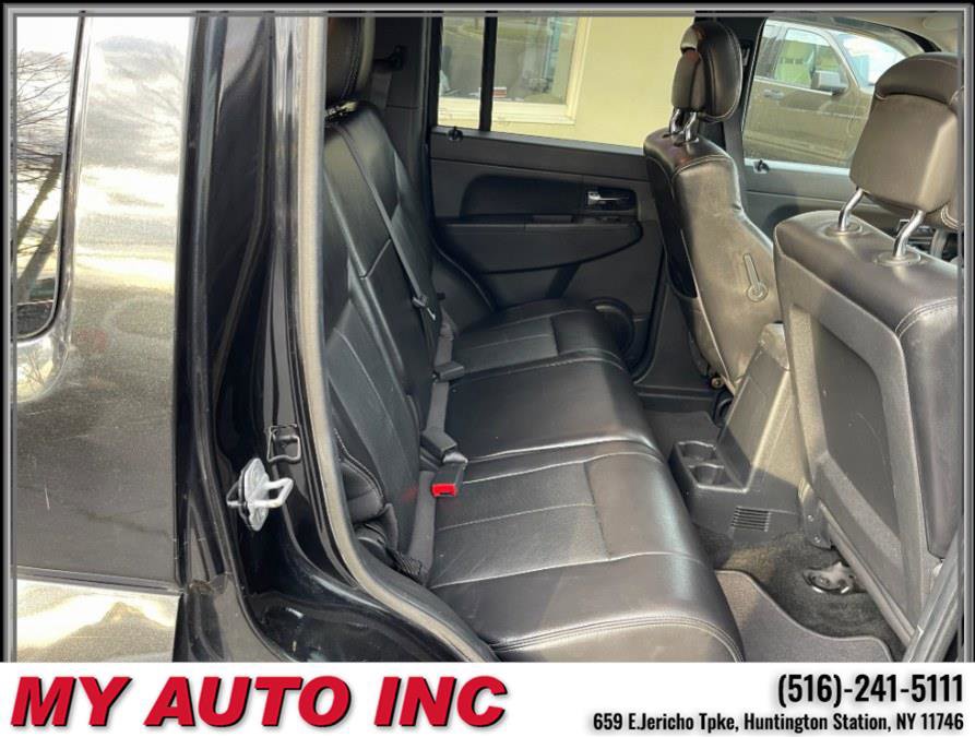 Used 2012 Jeep Liberty Sport image 28