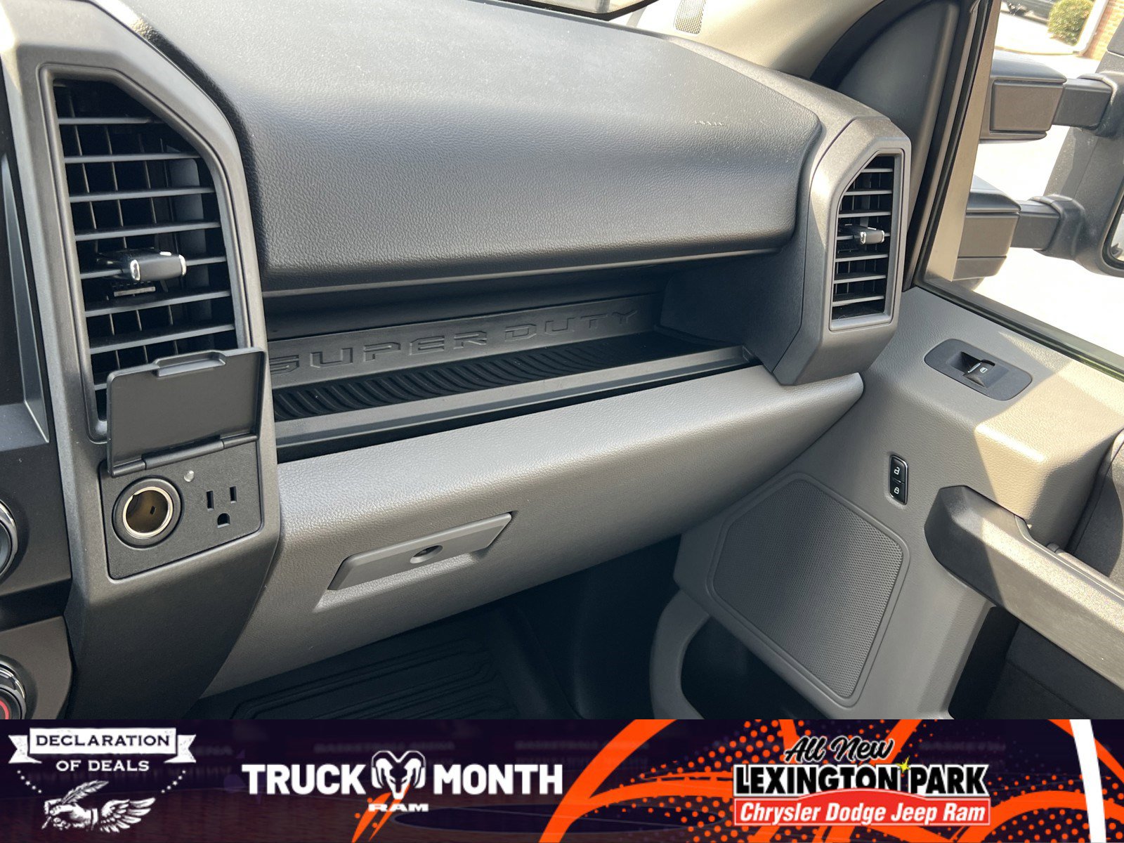 Used 2022 Ford F350 XL w/ STX Appearance Package image 28