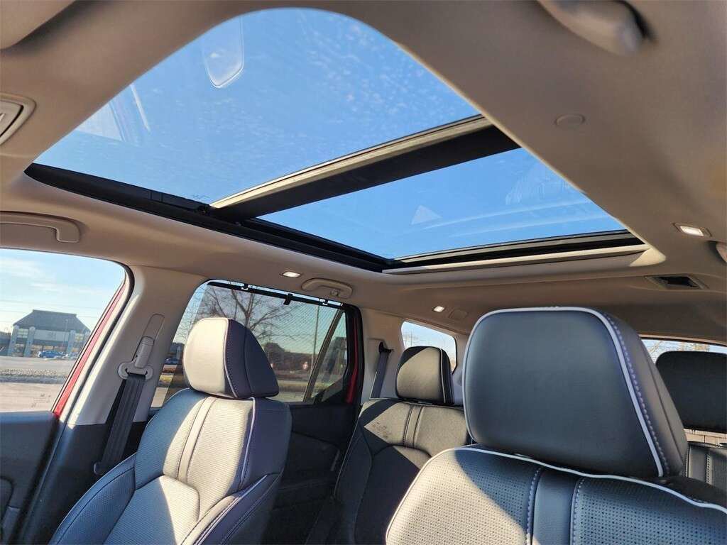 Used 2024 Honda Pilot Elite image 38