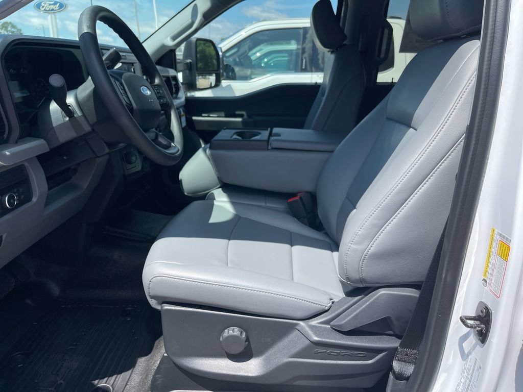 New 2026 Ford F250 XL AWD/4WD image 7