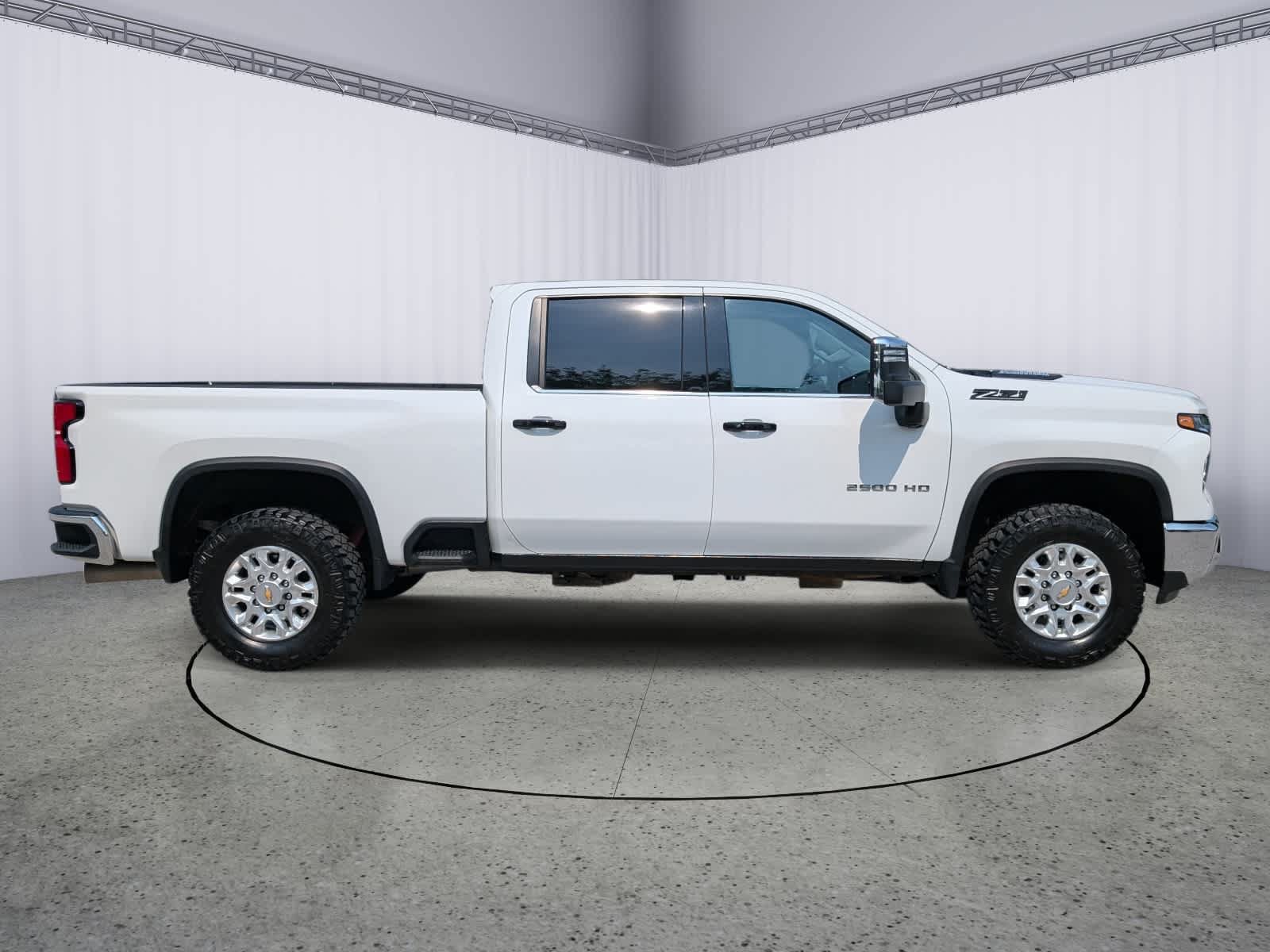 Certified 2024 Chevrolet Silverado 2500 LTZ w/ LTZ Plus Package AWD/4WD image 2