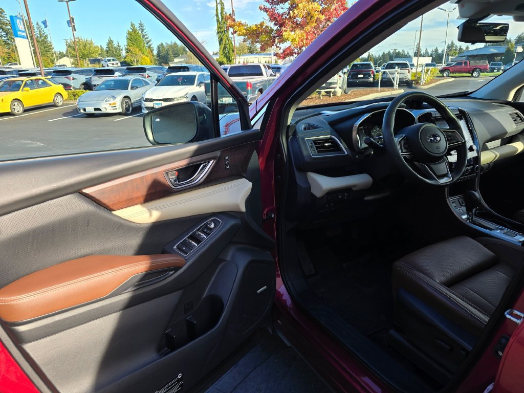 Used 2019 Subaru Ascent Touring w/ Popular Package #2 AWD/4WD image 7