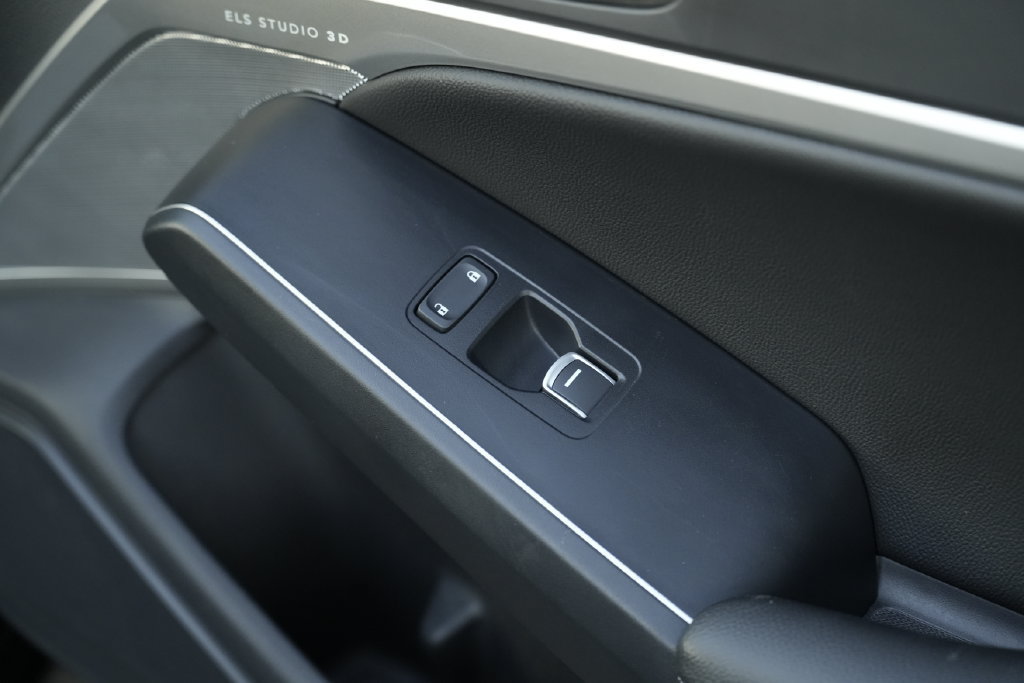 Used 2023 Acura Integra A-Spec w/ Technology Package FWD image 37