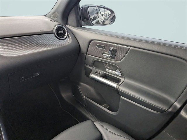 Used 2023 Mercedes-Benz GLA 250 4MATIC image 20