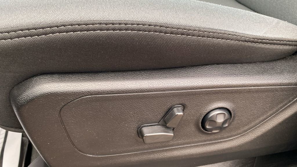 Used 2021 RAM 1500 Big Horn image 19