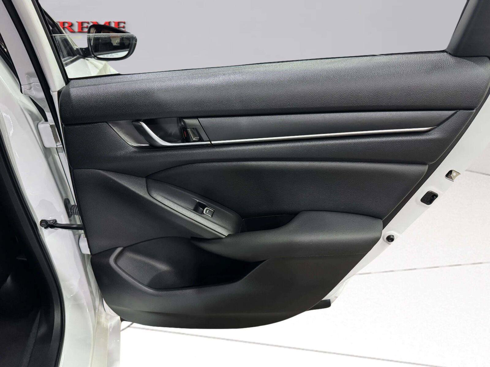 Used 2022 Honda Accord Sport image 33