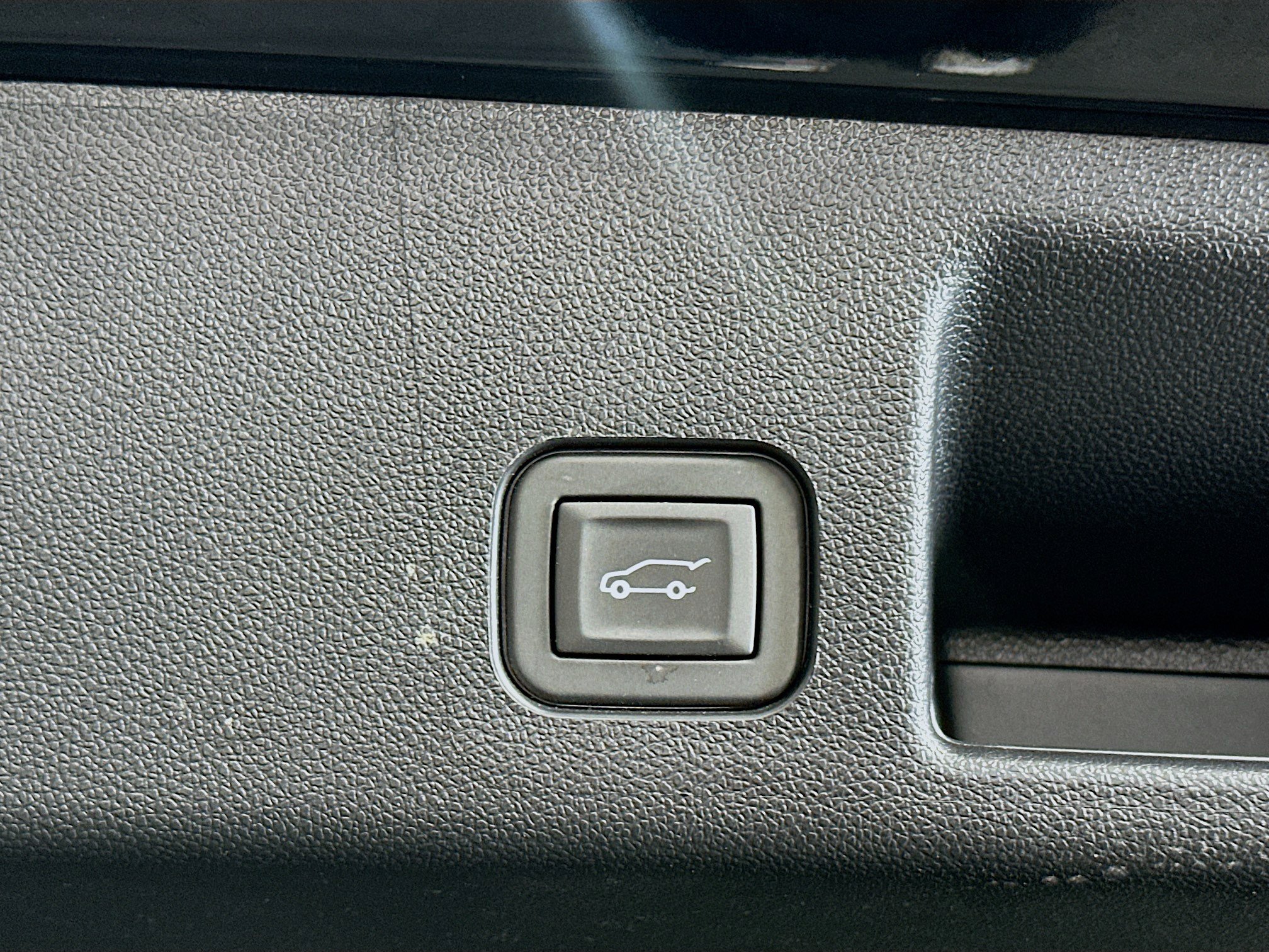 Used 2025 Chevrolet Equinox EV LT FWD image 31