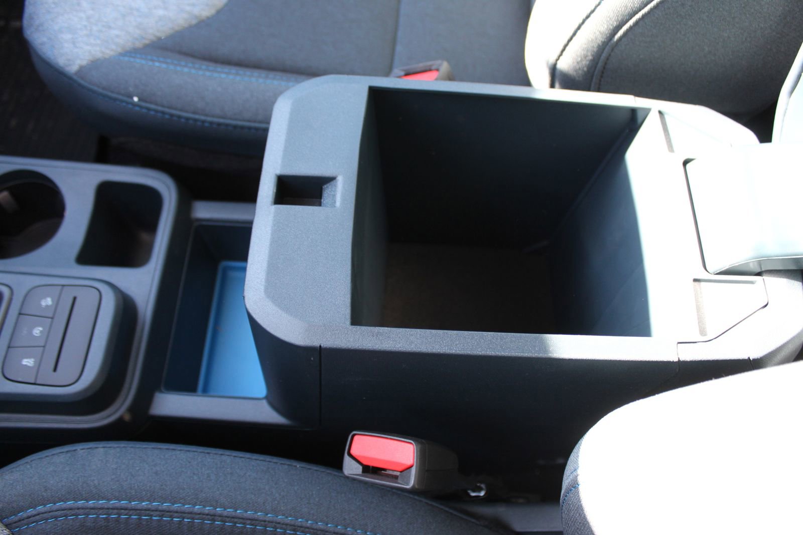 New 2025 Ford Maverick XLT w/ XLT Luxury Package image 31