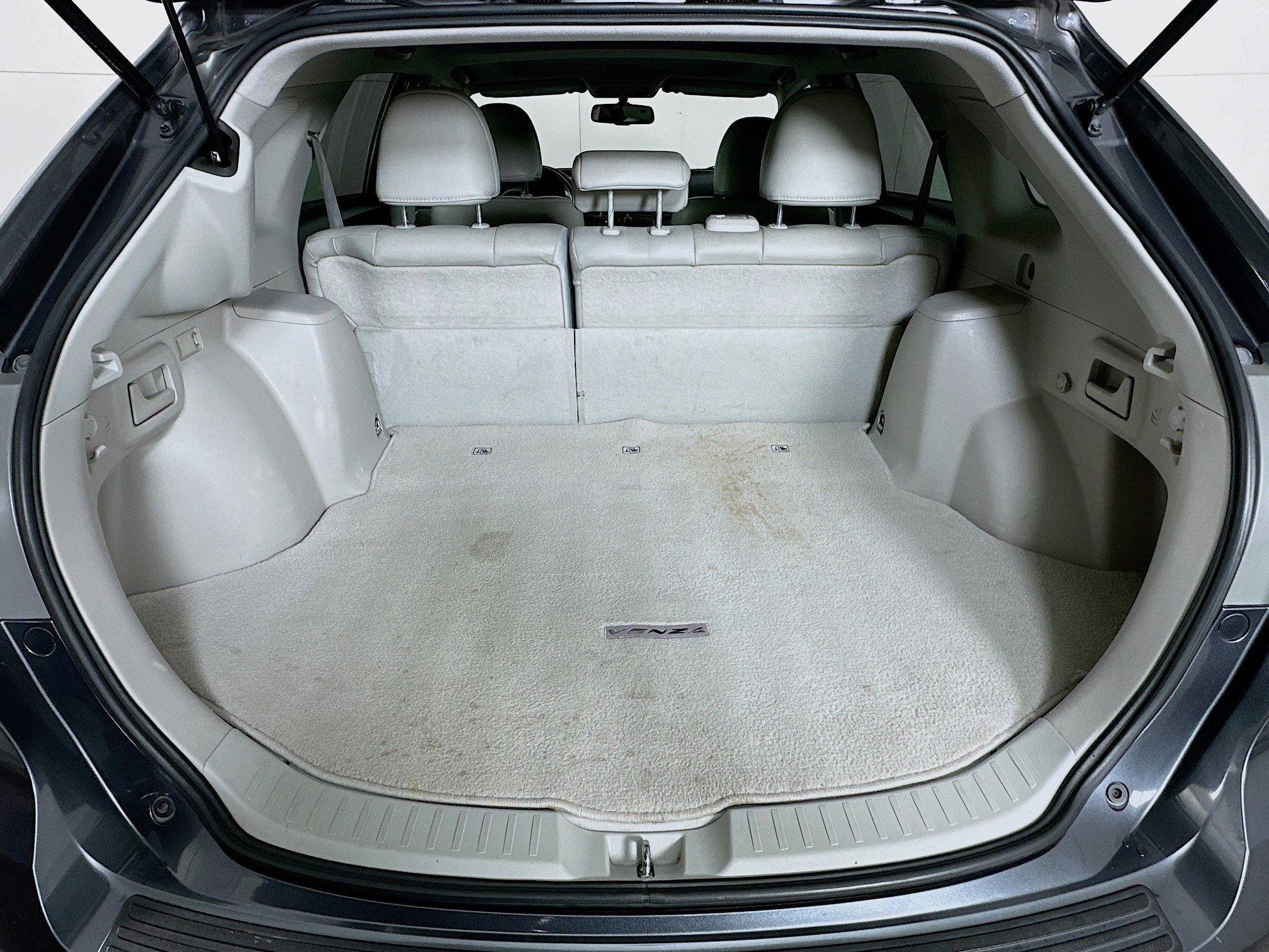 Used 2013 Toyota Venza Limited image 30