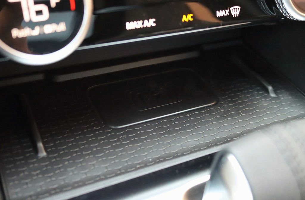 Used 2026 Jaguar F-PACE R-Dynamic S image 29