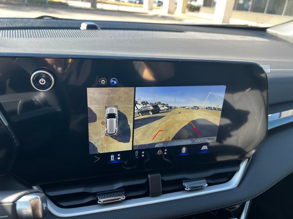 New 2026 Chevrolet Equinox LT w/ Safety and Technology Package image 37