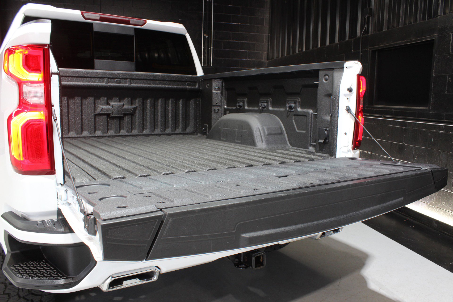 Used 2025 Chevrolet Silverado 1500 RST w/ RST All Star Premium Package image 13