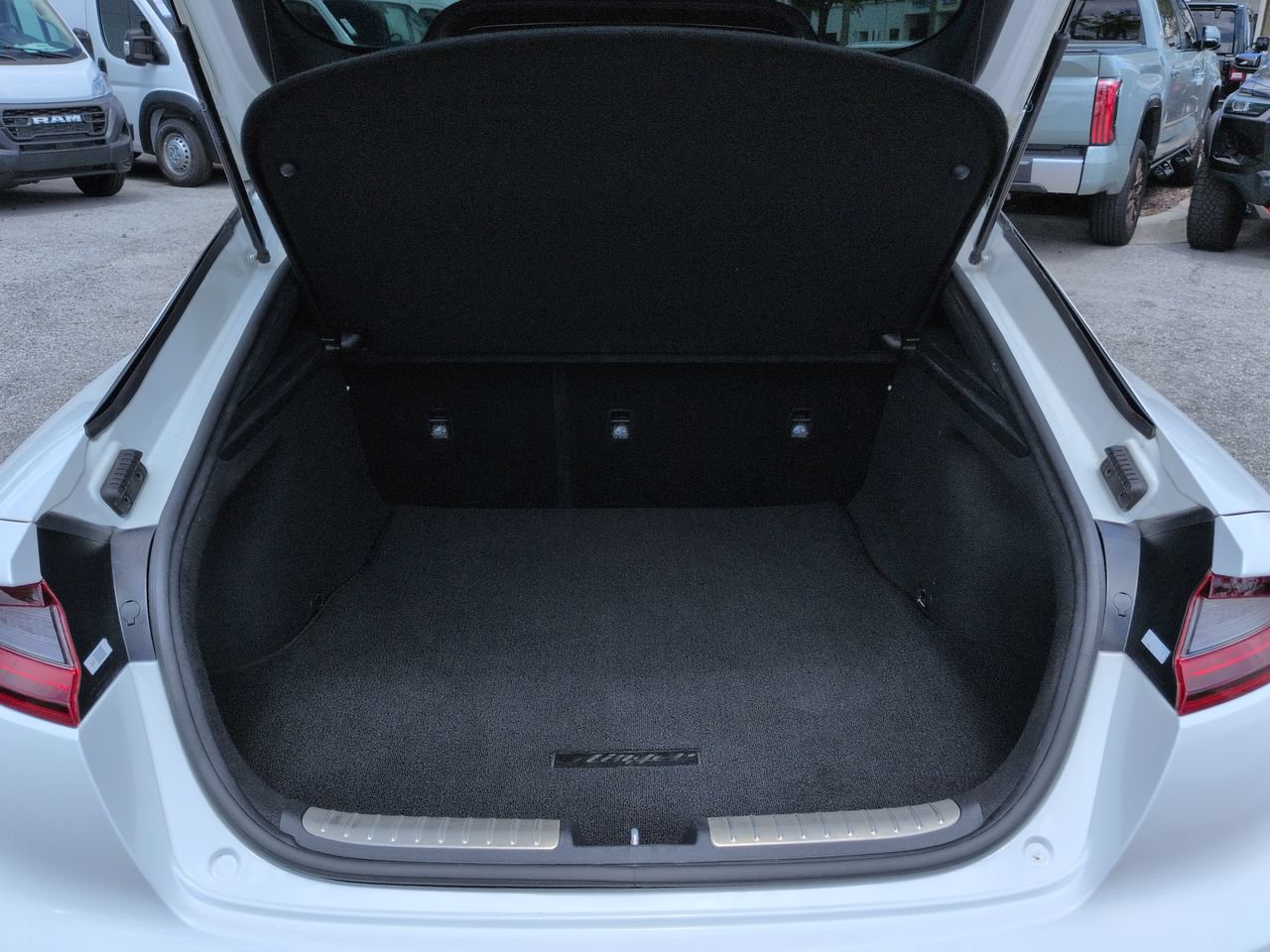 Used 2020 Kia Stinger GT RWD image 13