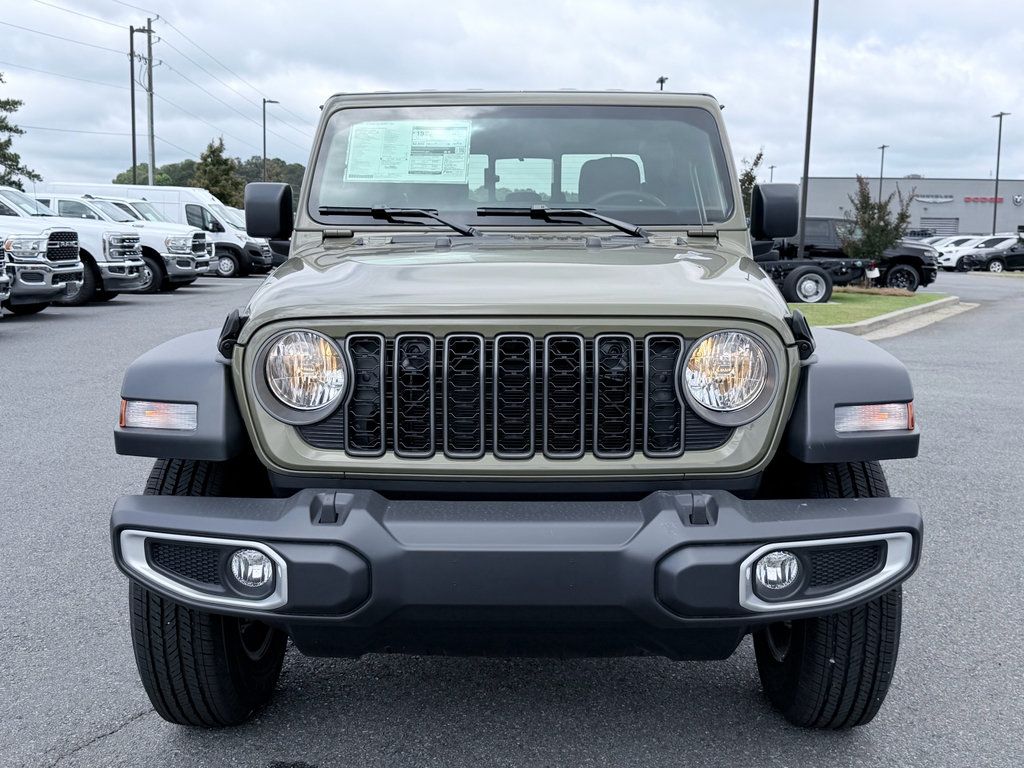New 2026 Jeep Gladiator Sport AWD/4WD image 3