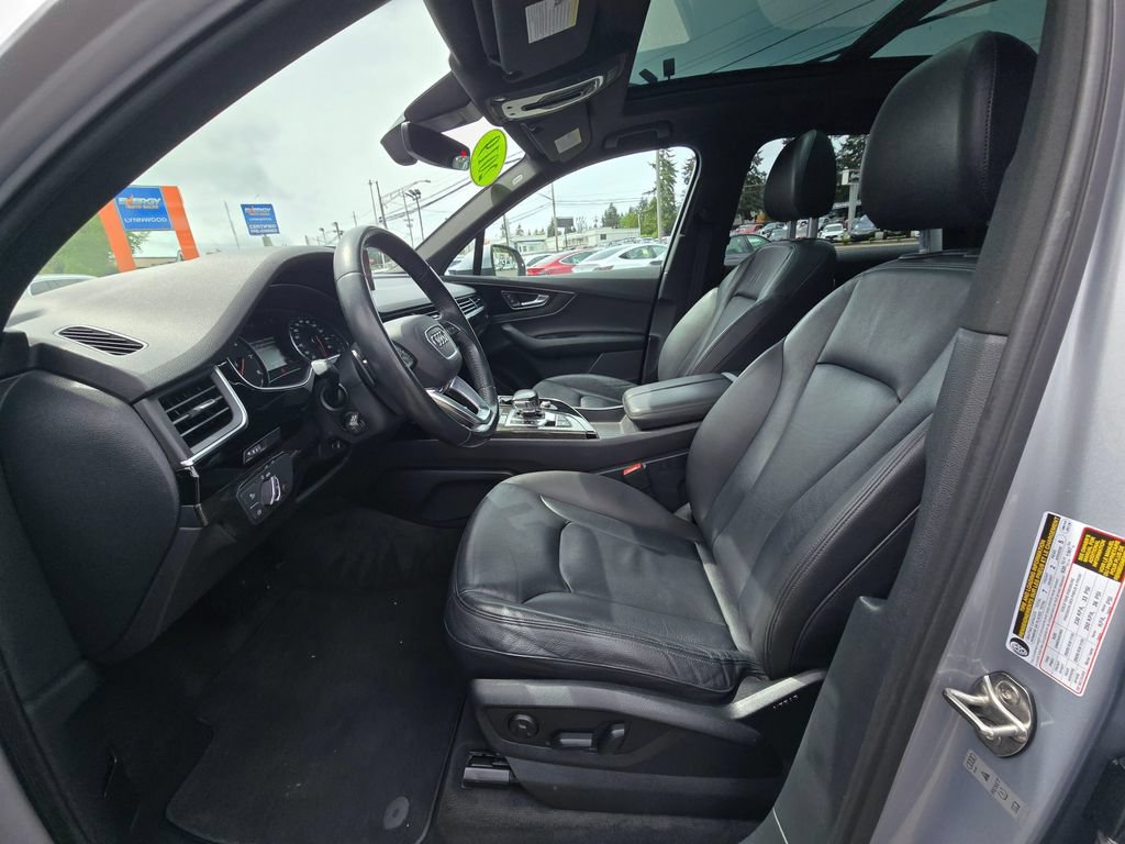 Used 2019 Audi Q7 3.0T Premium AWD/4WD image 22