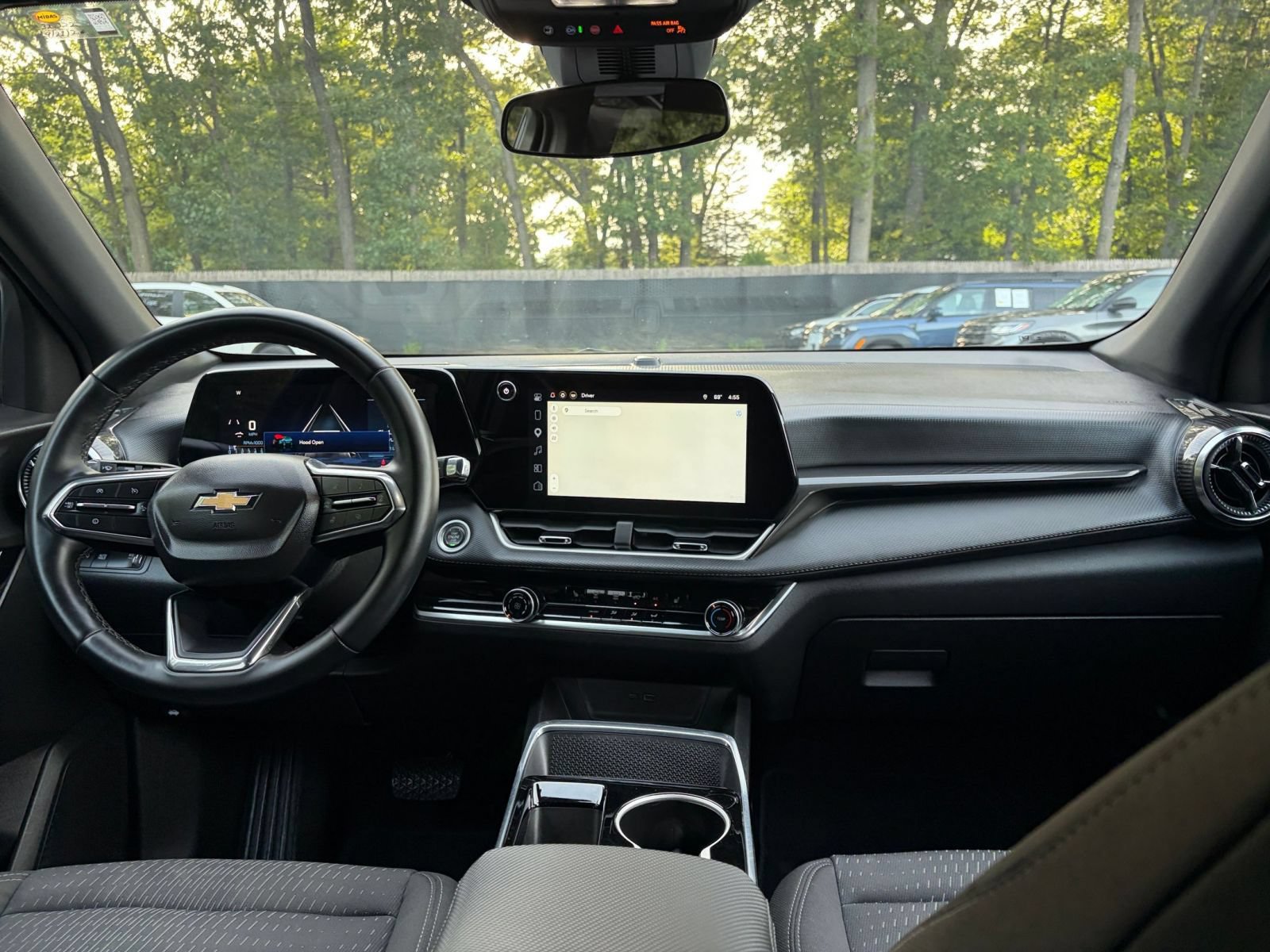 Used 2025 Chevrolet Equinox LT FWD image 33