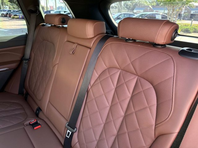 Certified 2025 BMW X5 xDrive50e w/ Climate Comfort Package AWD/4WD image 15