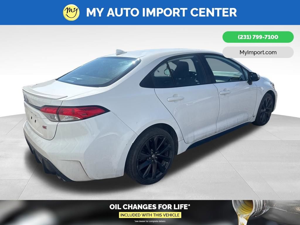 Used 2023 Toyota Corolla SE FWD image 5